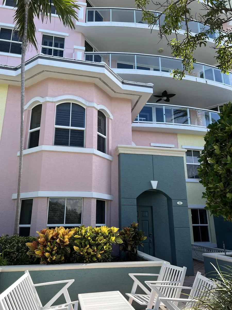 2051 SE 3rd Street #Th3 Deerfield Beach, FL 33441