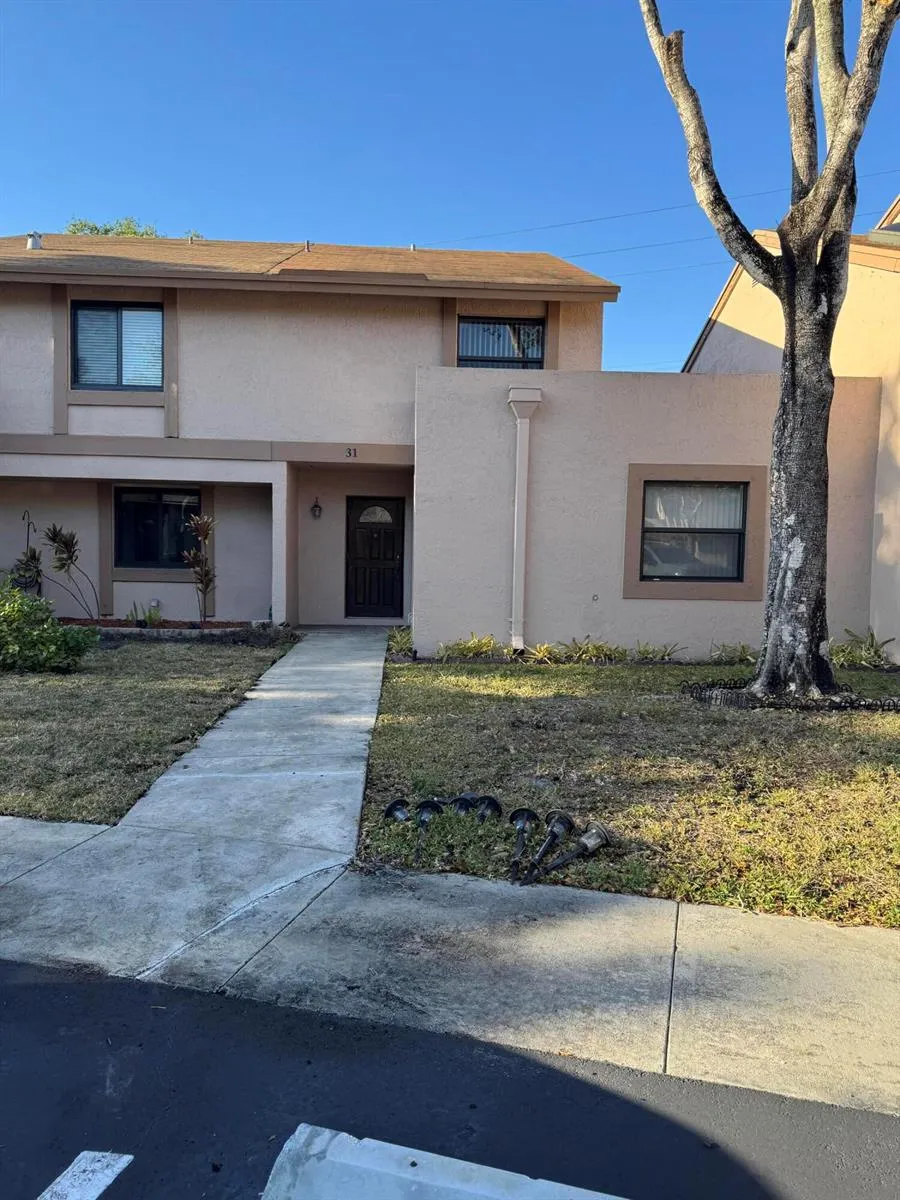 31 Chestnut Circle Cooper City, FL 33026