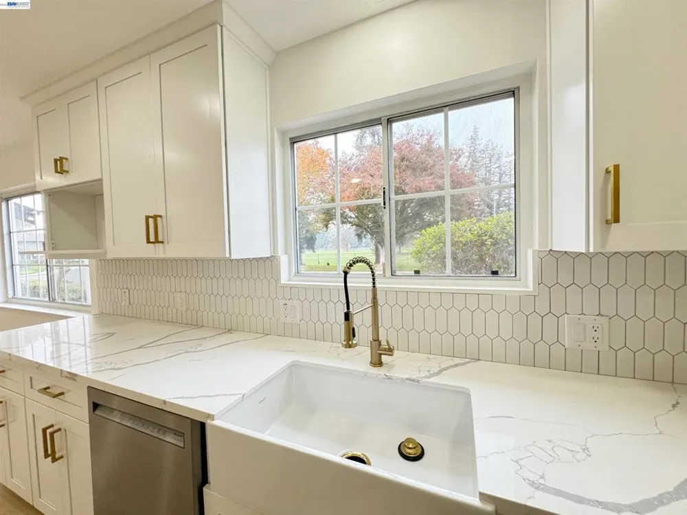838 Virginia Ave Lodi, CA 95242
