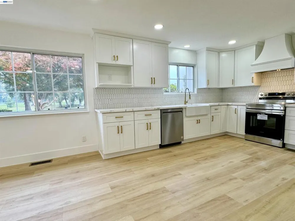 838 Virginia Ave Lodi, CA 95242