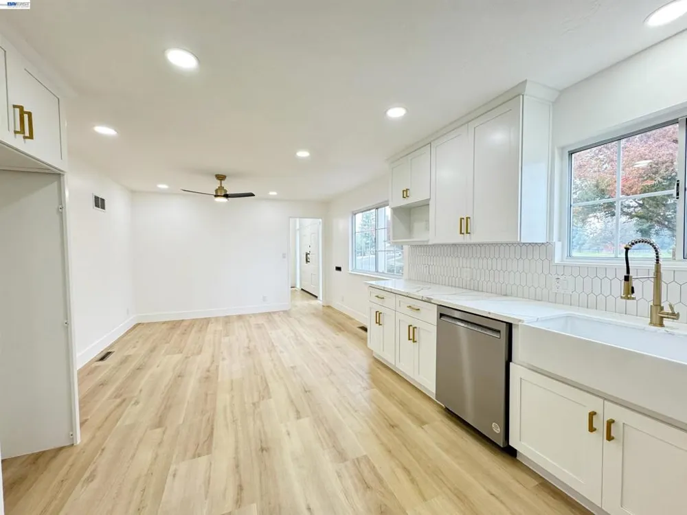 838 Virginia Ave Lodi, CA 95242