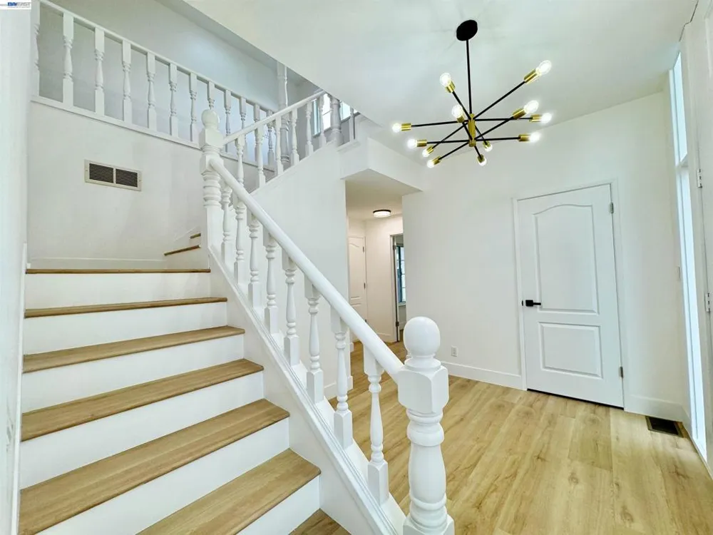 838 Virginia Ave Lodi, CA 95242