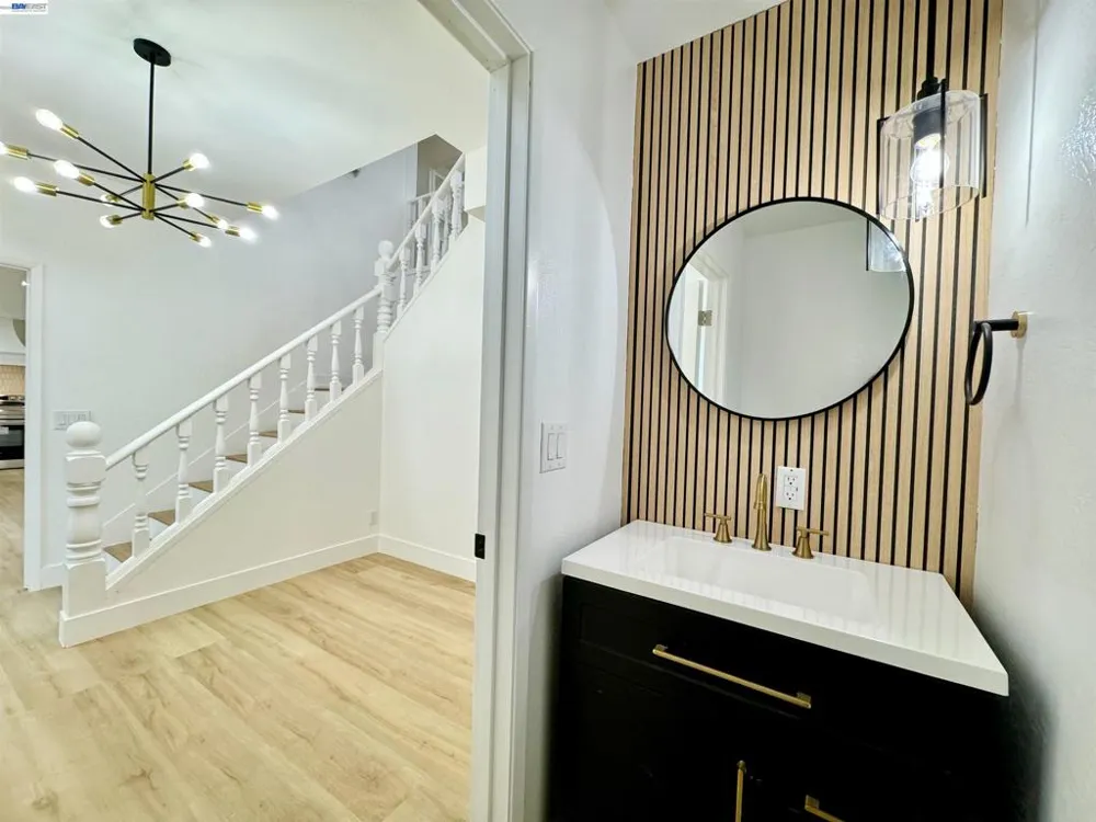 838 Virginia Ave Lodi, CA 95242