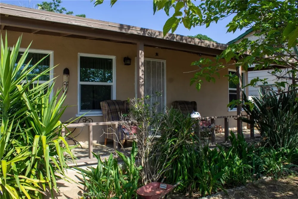 27020 Girard Hemet, CA 92544