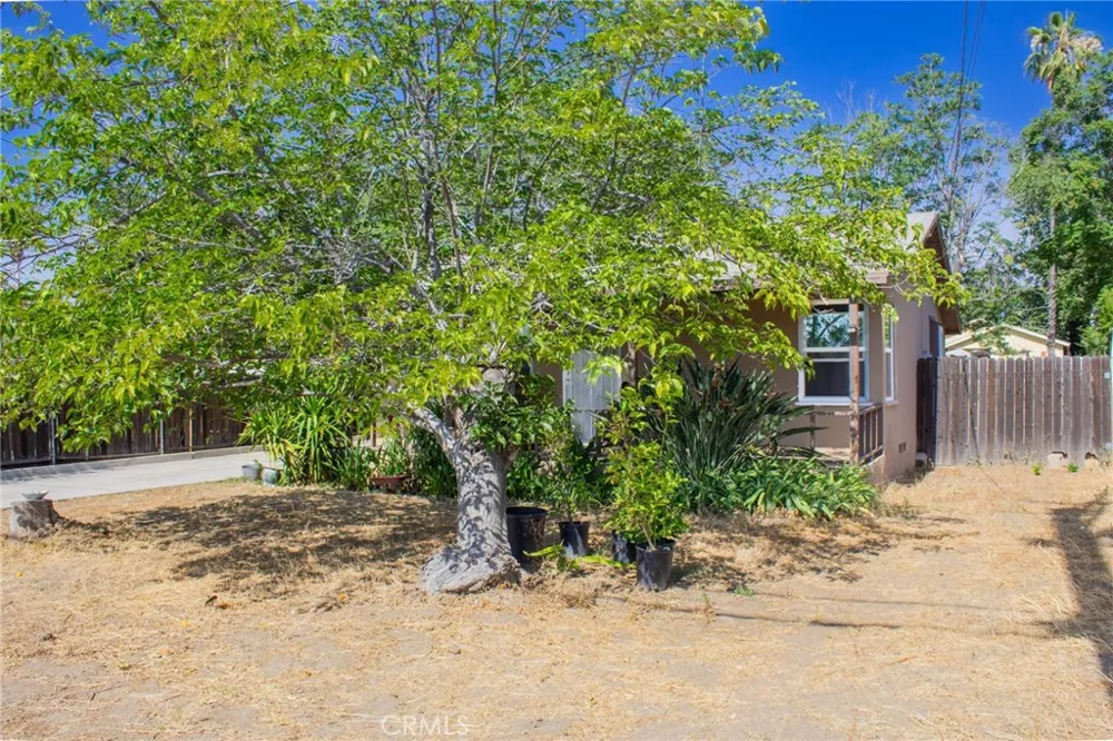 27020 Girard Hemet, CA 92544