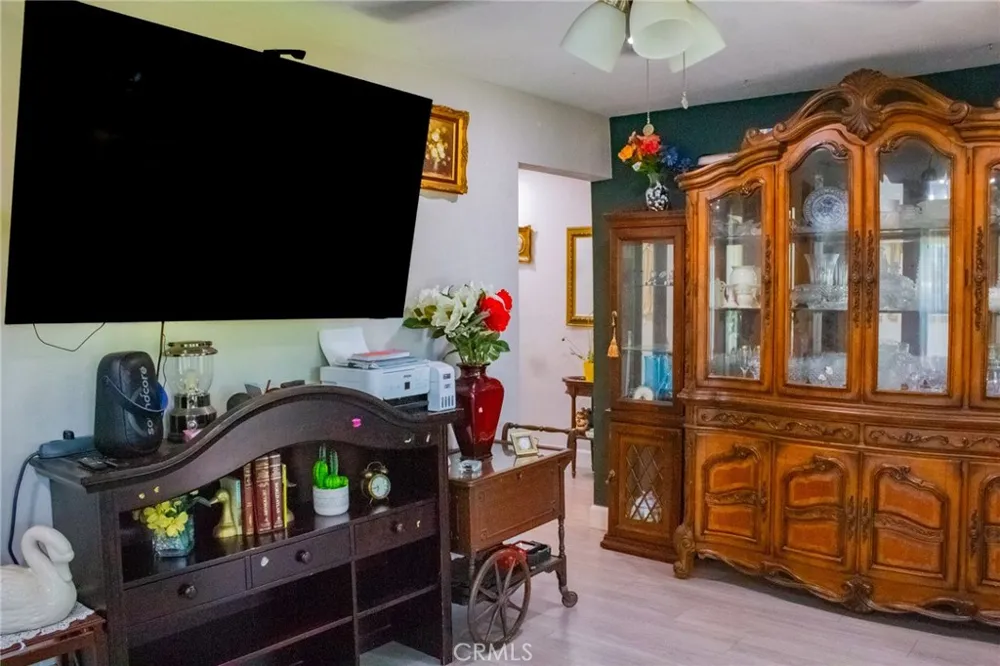 27020 Girard Hemet, CA 92544