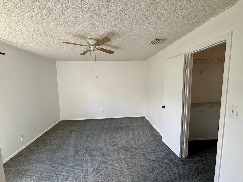 2796 S University Drive #2207 Davie, FL 33328