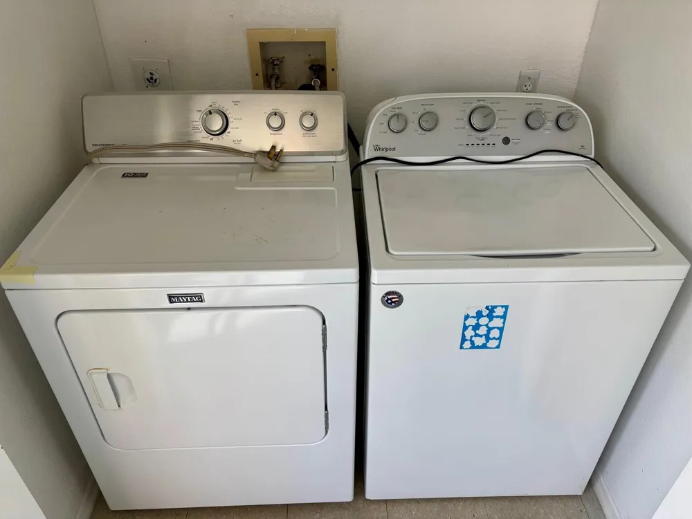 2796 S University Drive #2207 Davie, FL 33328
