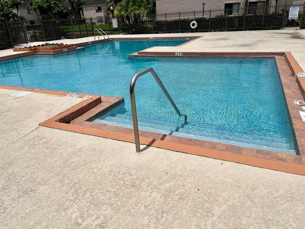 2796 S University Drive #2207 Davie, FL 33328