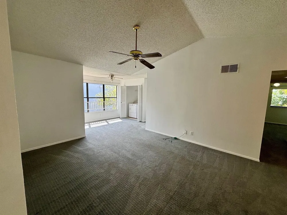 2796 S University Drive #2207 Davie, FL 33328