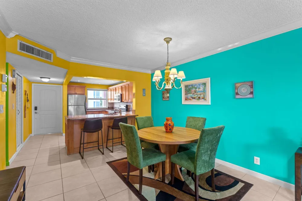 1069 Hillsboro Mile #503 Hillsboro Beach, FL 33062
