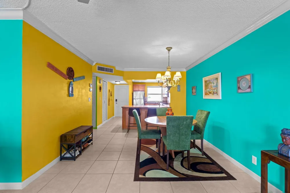 1069 Hillsboro Mile #503 Hillsboro Beach, FL 33062