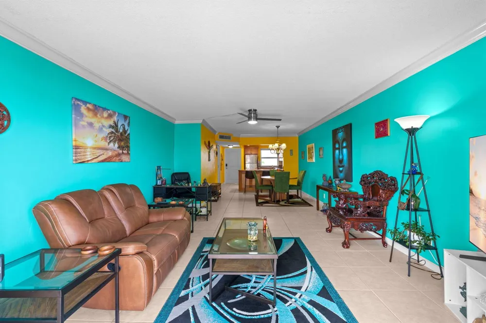 1069 Hillsboro Mile #503 Hillsboro Beach, FL 33062