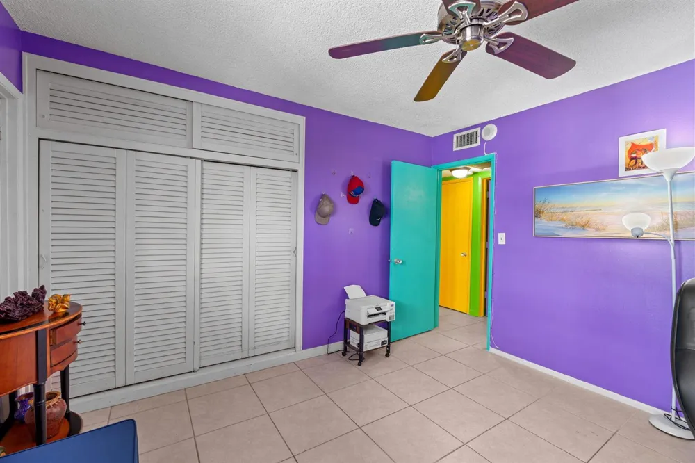 1069 Hillsboro Mile #503 Hillsboro Beach, FL 33062