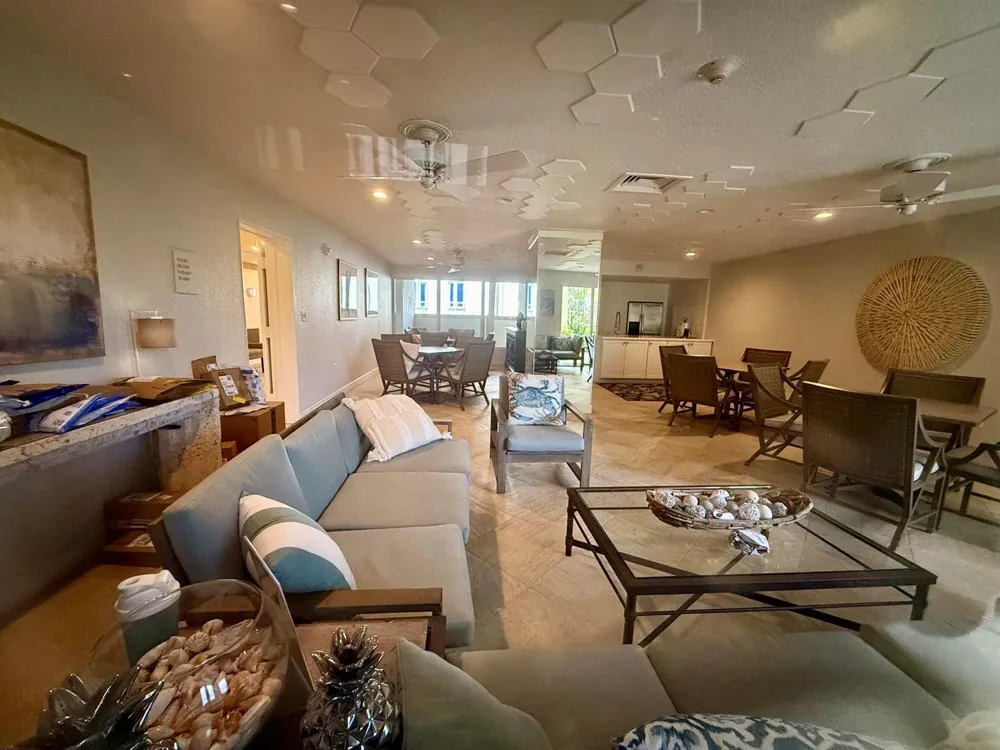 1069 Hillsboro Mile #503 Hillsboro Beach, FL 33062