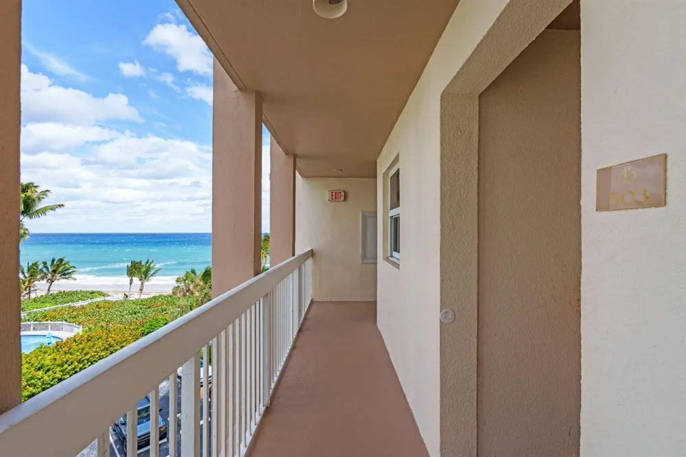 1069 Hillsboro Mile #503 Hillsboro Beach, FL 33062