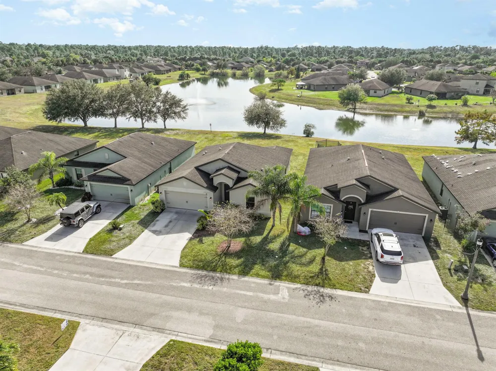 746 Center Lake Street Lehigh Acres, FL 33974