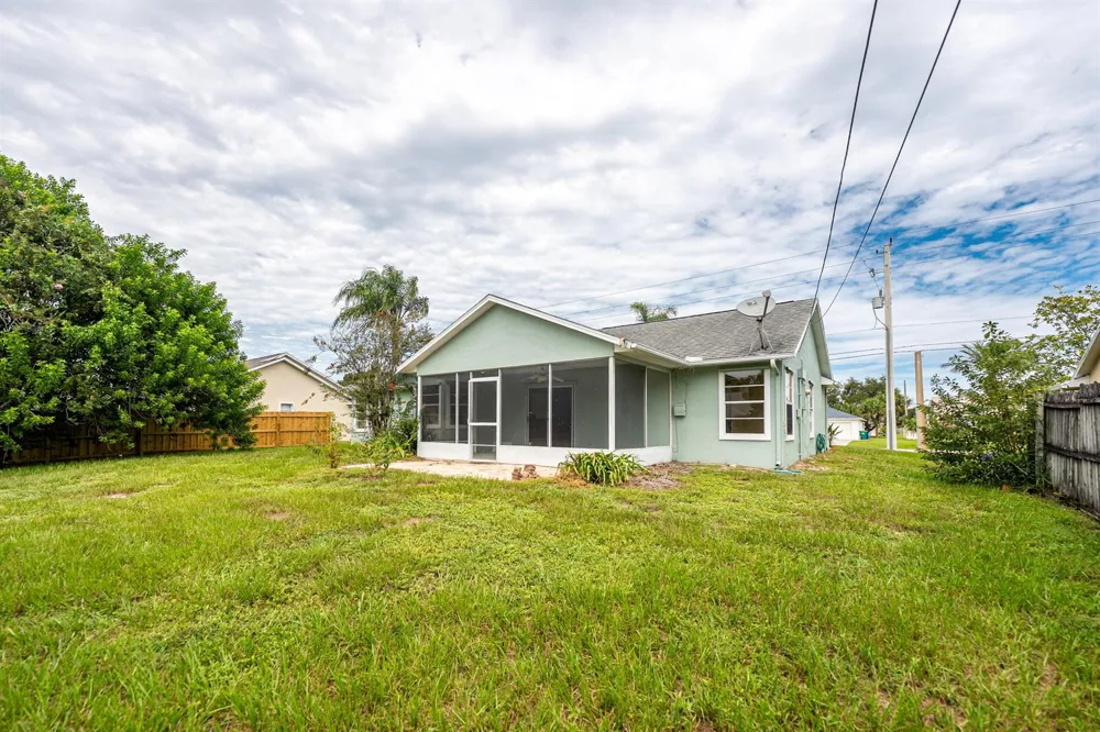 1545 Barber Street Sebastian, FL 32958