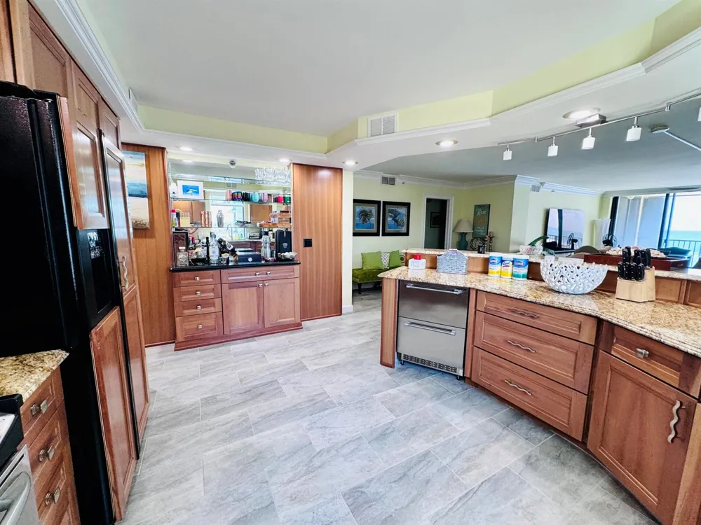 200 S Beach Road #403 Tequesta, FL 33469