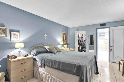 711 Lori Drive #204