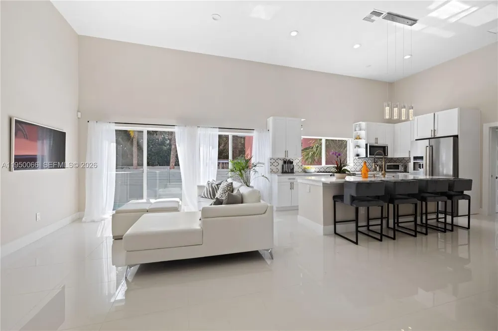 12 Adams Road Ocean Ridge, FL 33435