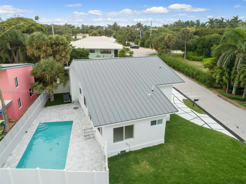 12 Adams Road Ocean Ridge, FL 33435