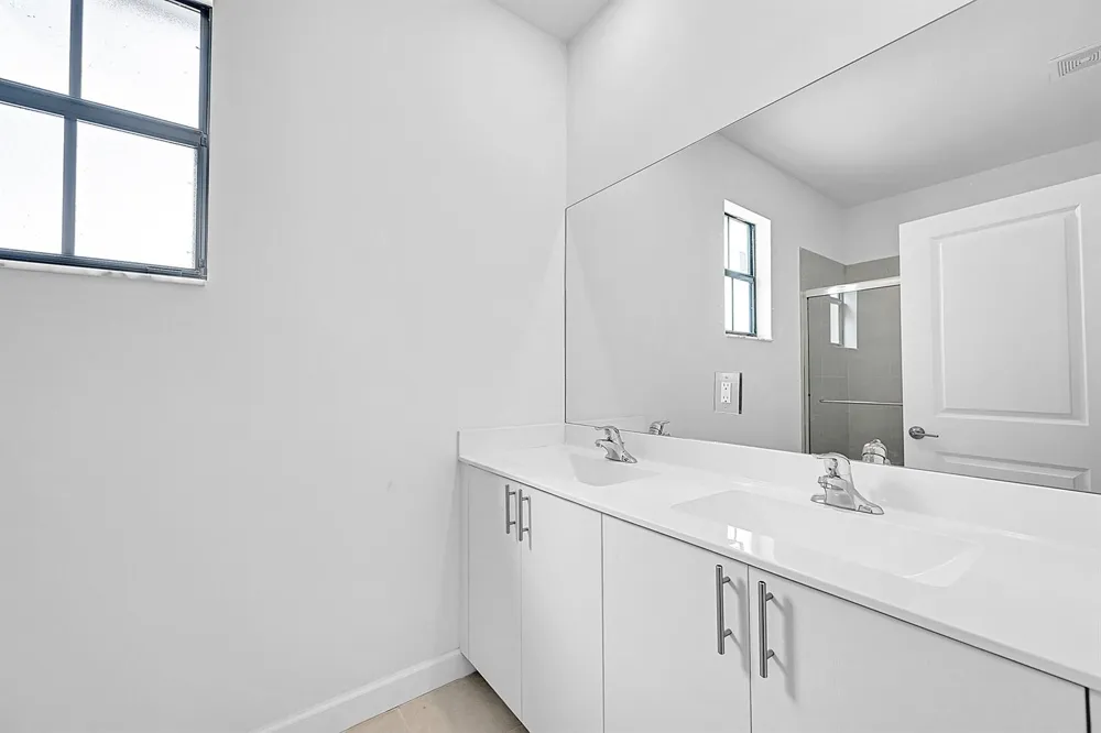 20357 NW 4th Path Miami Gardens, FL 33169