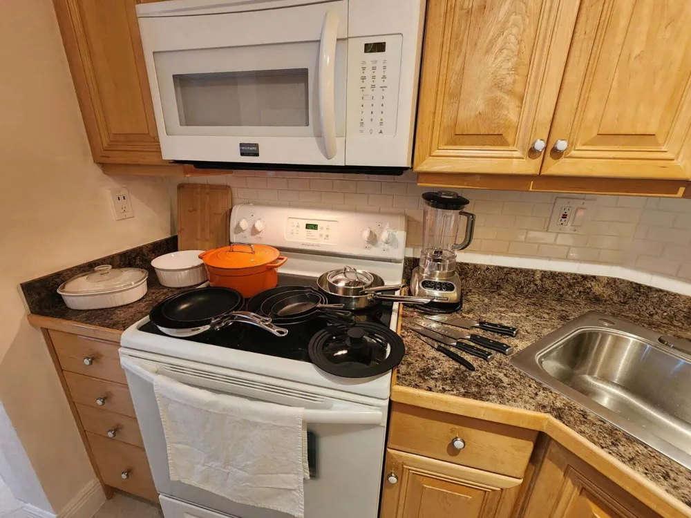 3200 NE 7th Court #Unit 201a Pompano Beach, FL 33062