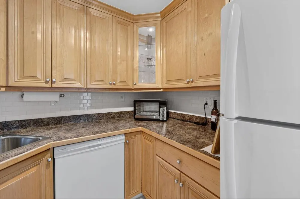 3200 NE 7th Court #Unit 201a Pompano Beach, FL 33062