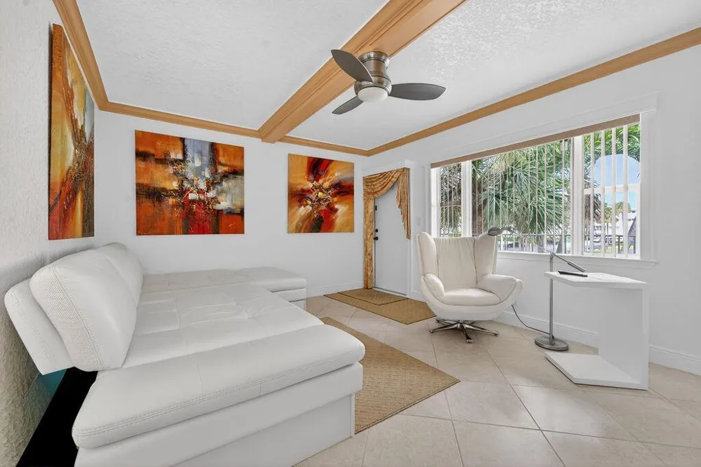3200 NE 7th Court #Unit 201a Pompano Beach, FL 33062