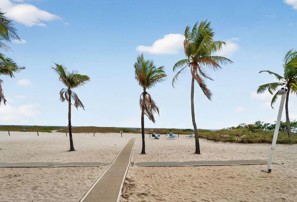 3200 NE 7th Court #Unit 201a Pompano Beach, FL 33062