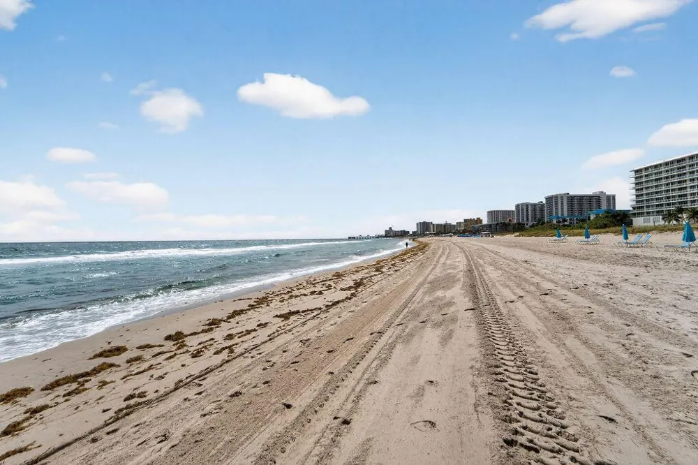 3200 NE 7th Court #Unit 201a Pompano Beach, FL 33062
