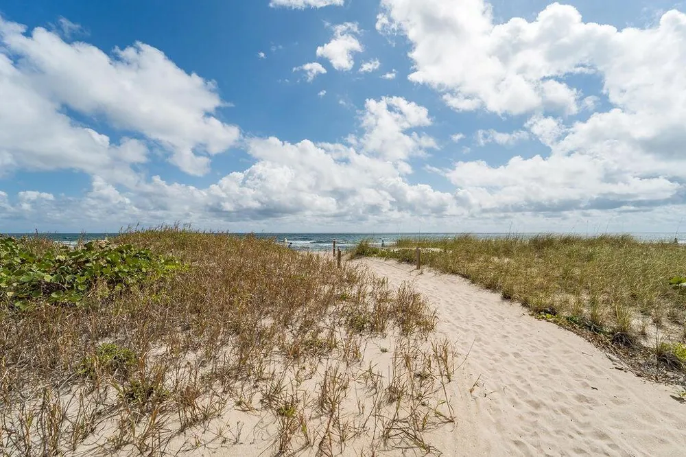 3200 NE 7th Court #Unit 201a Pompano Beach, FL 33062