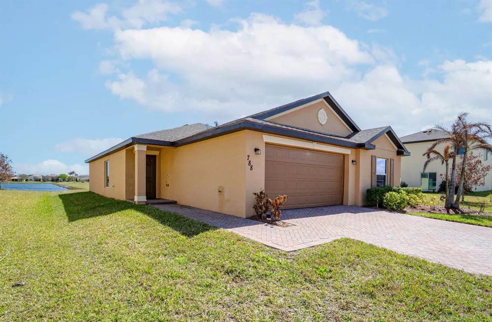 788 Worlington Lane Fort Pierce, FL 34947