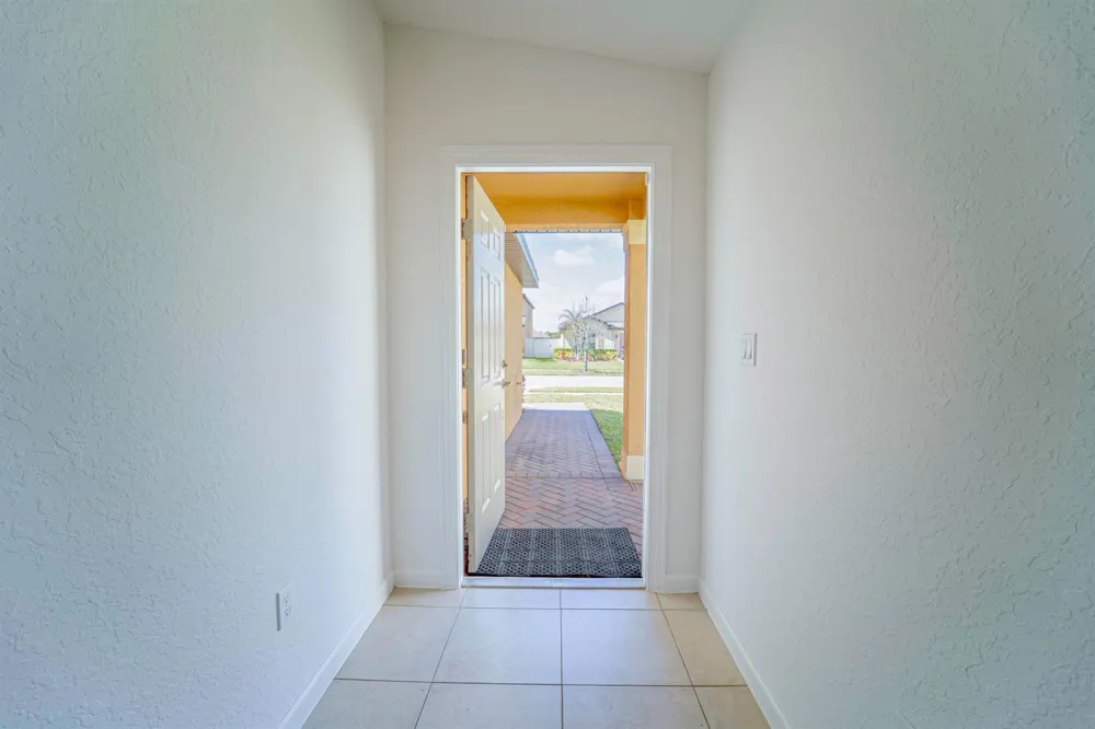 788 Worlington Lane Fort Pierce, FL 34947