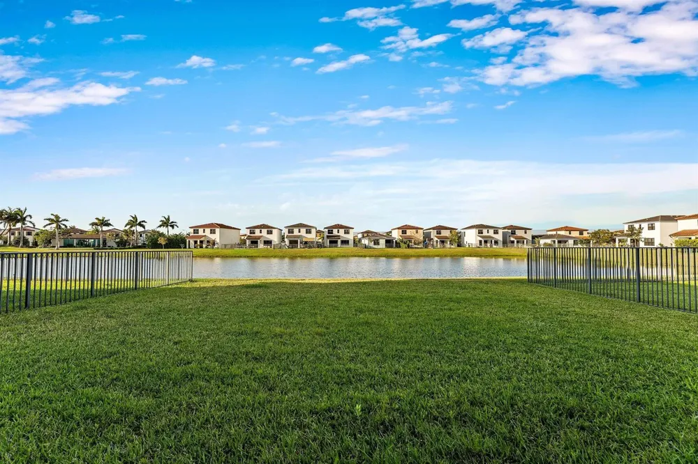 16235 Sandy Shore Drive Westlake, FL 33470