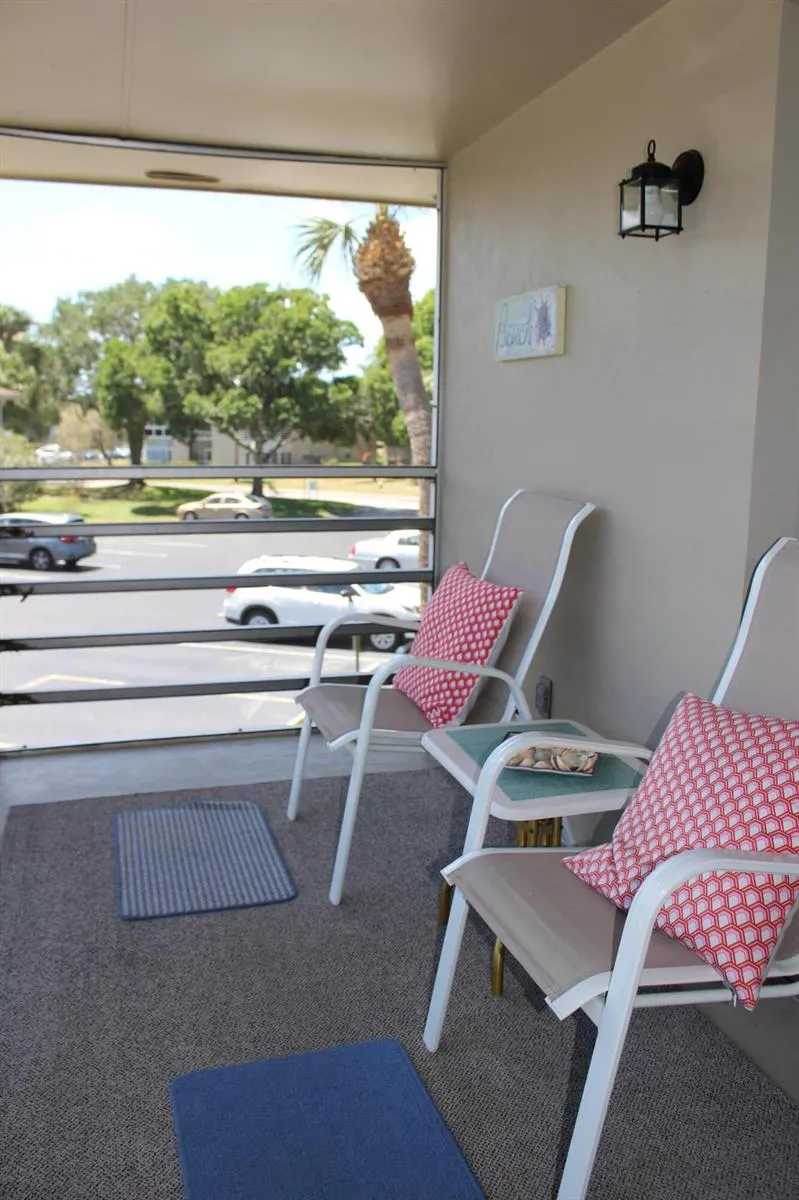 30 Lake Vista Trail #205 Port St. Lucie, FL 34952
