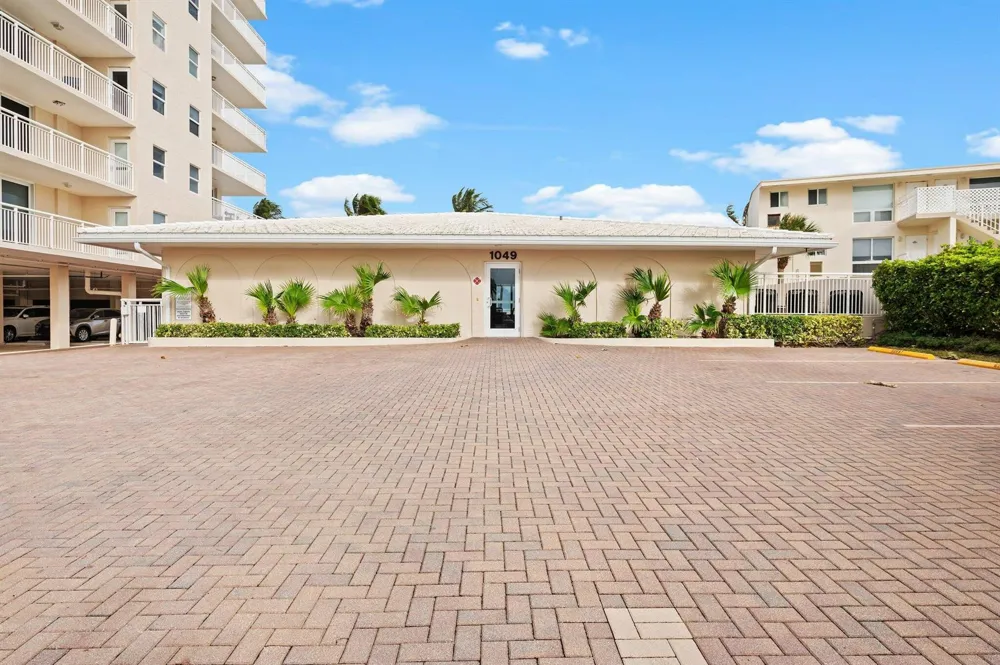 1050 Hillsboro Mile #Unit 203w Hillsboro Beach, FL 33062