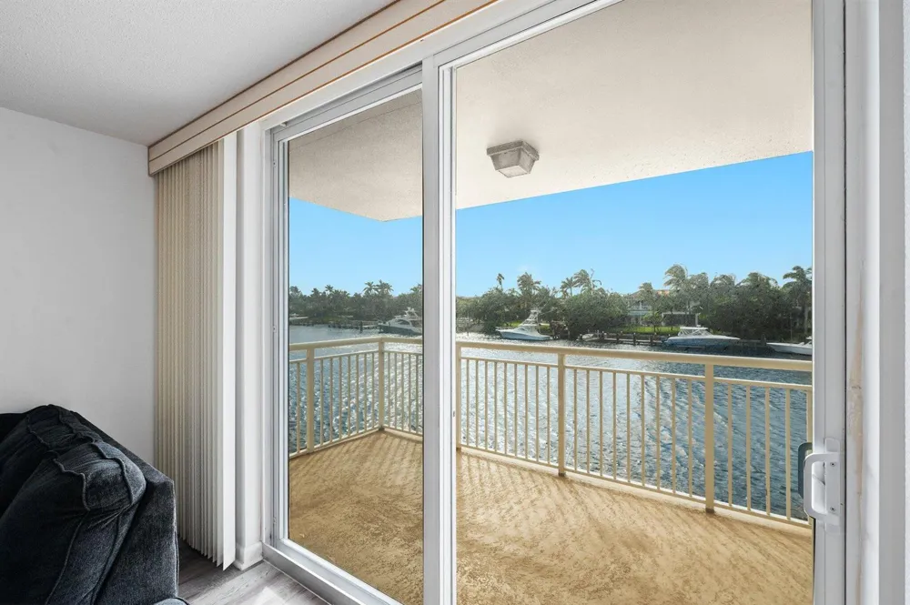 1050 Hillsboro Mile #Unit 203w Hillsboro Beach, FL 33062
