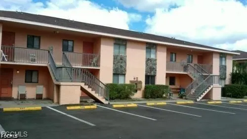 Park Windsor Drive #301 Fort Myers, FL 33901