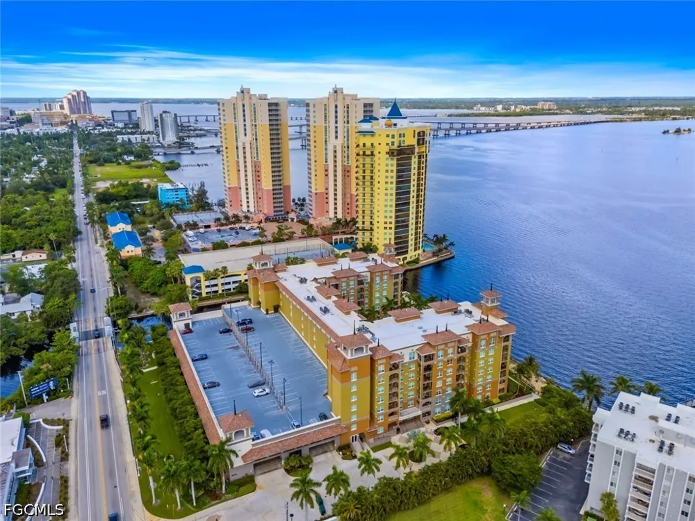 Palm Beach Boulevard #203 Fort Myers, FL 33916