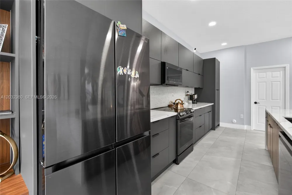 2167 SW 176th Ter Miramar, FL 33029