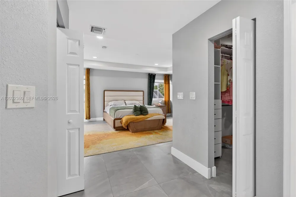 2167 SW 176th Ter Miramar, FL 33029
