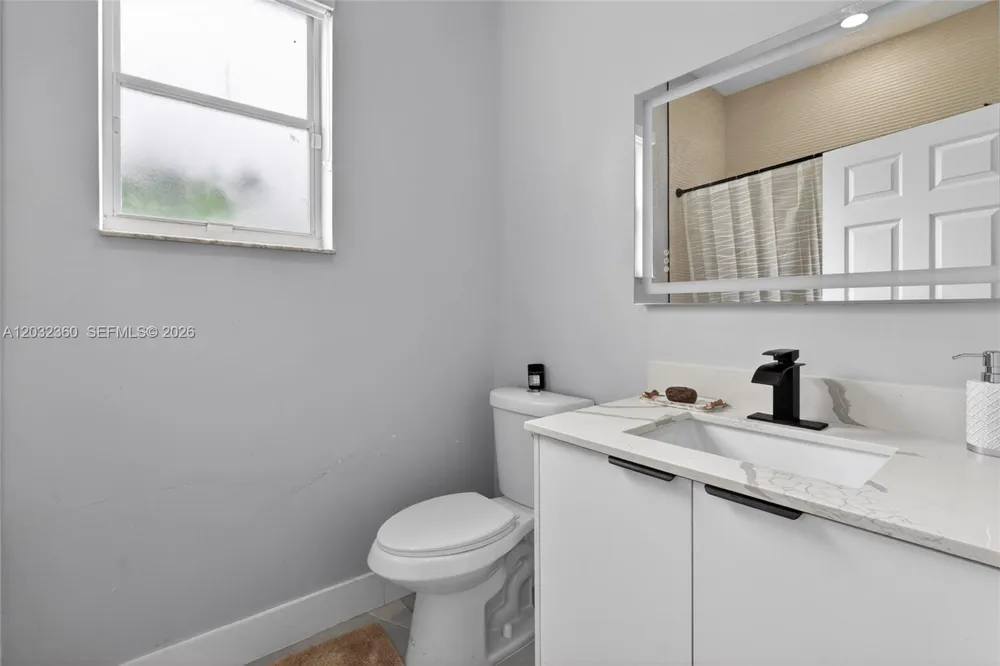 2167 SW 176th Ter Miramar, FL 33029