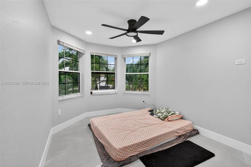 2167 SW 176th Ter Miramar, FL 33029