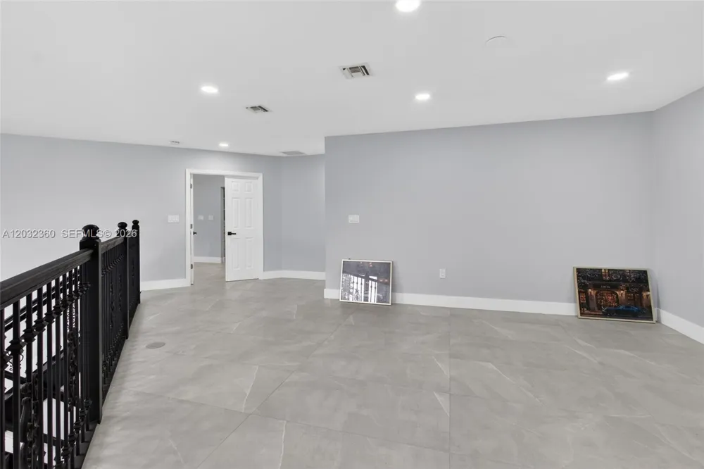 2167 SW 176th Ter Miramar, FL 33029