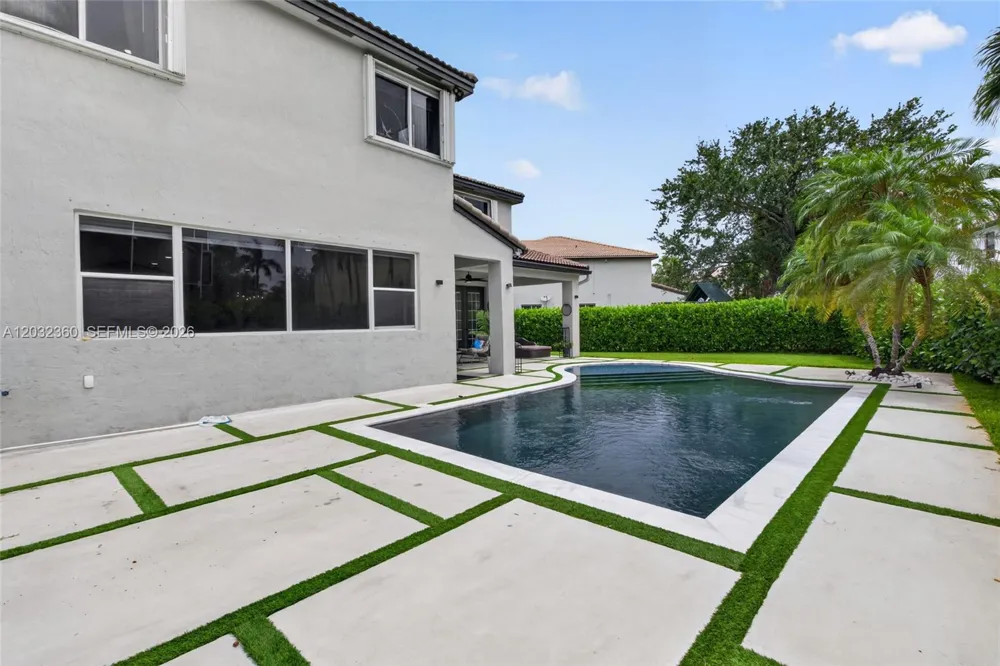 2167 SW 176th Ter Miramar, FL 33029