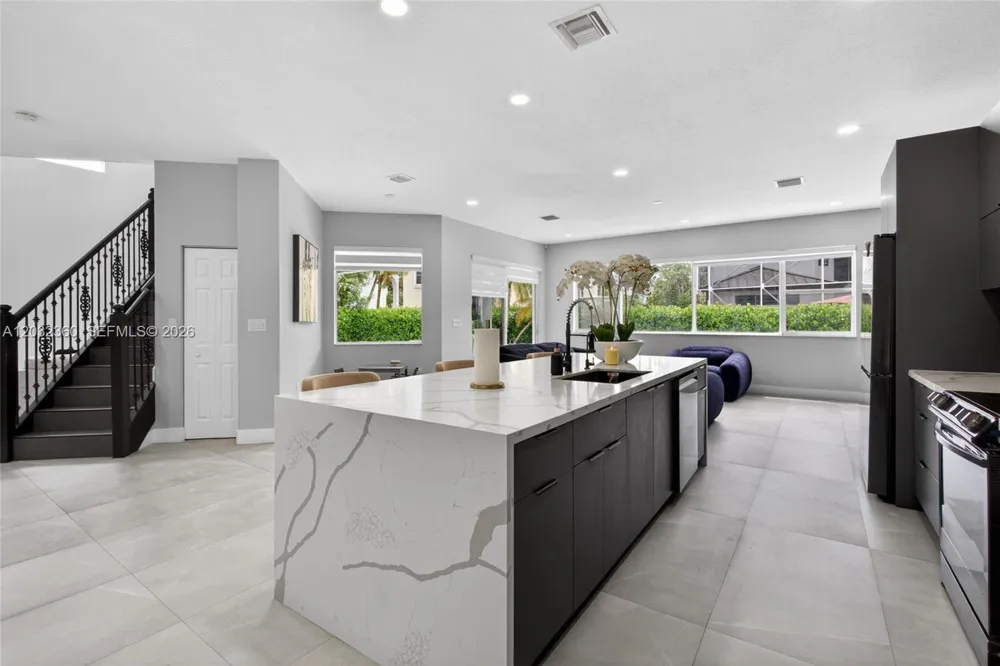 2167 SW 176th Ter Miramar, FL 33029