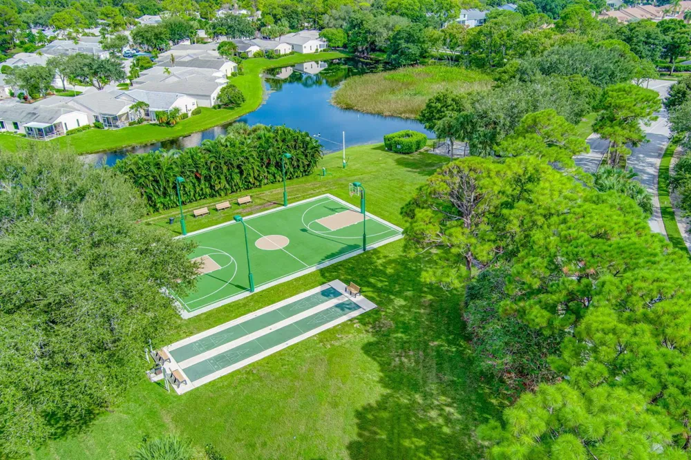 328 Hammocks Trail 