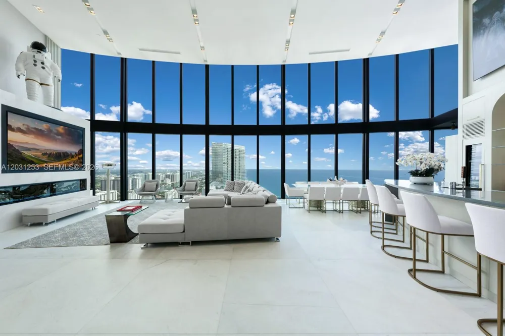 18555 Collins Ave #4405 Sunny Isles Beach, FL 33160